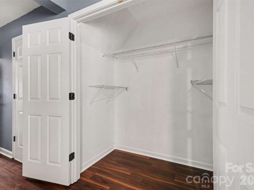 308 Langhorne Drive, Mount Holly, NC 28120.  MLS# CAR4405120, YatesRealty ID 40103. 
