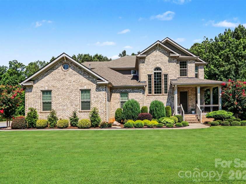122 Campanile Drive, Mooresville, NC 28117.  MLS# CAR4405204, YatesRealty ID 40104. 