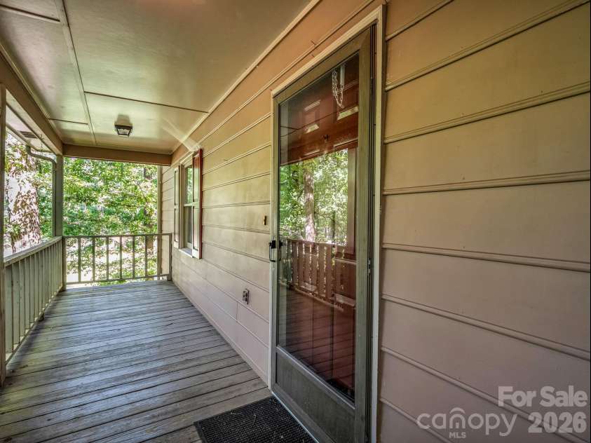 154 Breeze Hill, Rutherfordton, NC 28139.  MLS# CAR4405973, YatesRealty ID 40106. 