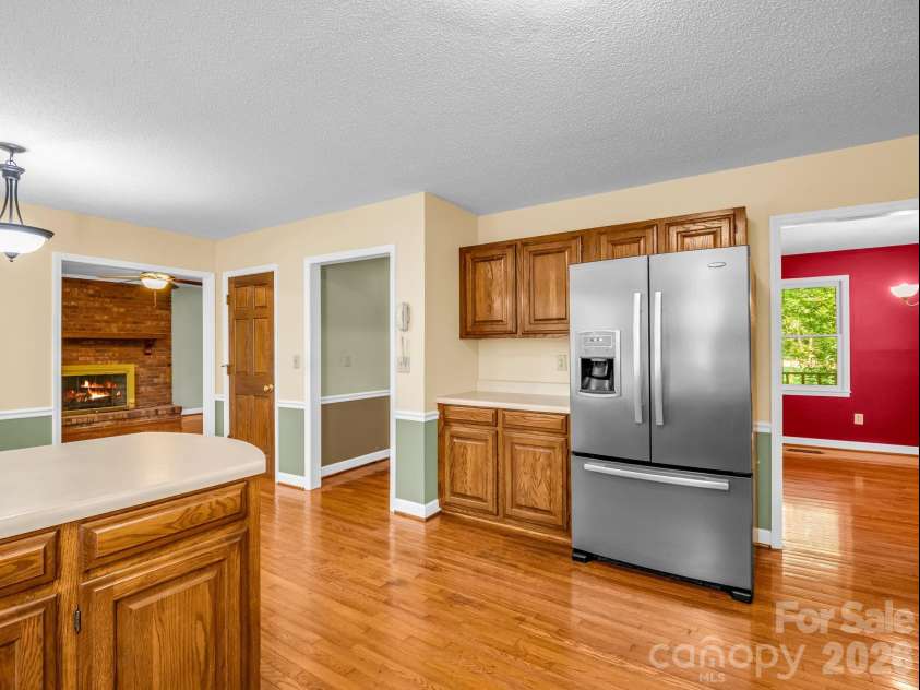 154 Breeze Hill, Rutherfordton, NC 28139.  MLS# CAR4405973, YatesRealty ID 40106. 