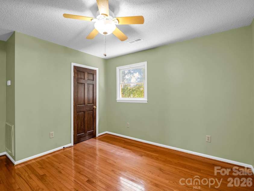 154 Breeze Hill, Rutherfordton, NC 28139.  MLS# CAR4405973, YatesRealty ID 40106. 
