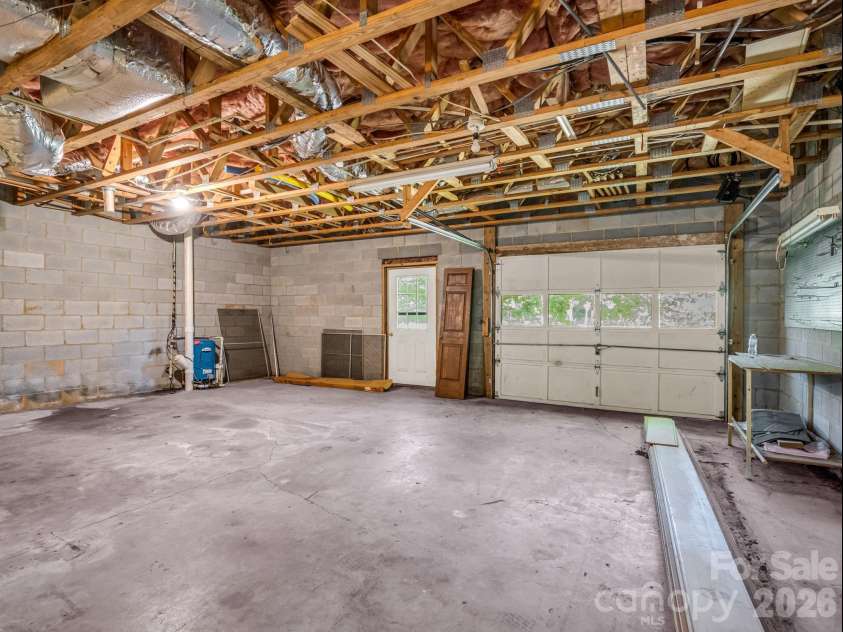 154 Breeze Hill, Rutherfordton, NC 28139.  MLS# CAR4405973, YatesRealty ID 40106. 