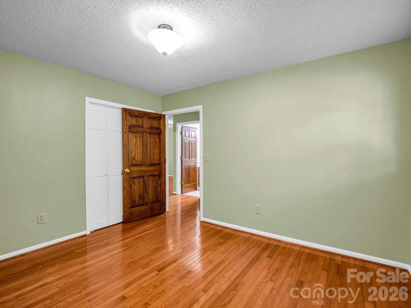 154 Breeze Hill, Rutherfordton, NC 28139.  MLS# CAR4405973, YatesRealty ID 40106. BR 3