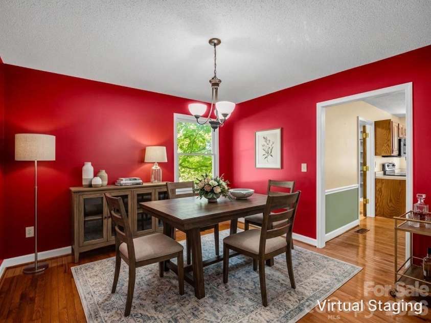 154 Breeze Hill, Rutherfordton, NC 28139.  MLS# CAR4405973, YatesRealty ID 40106. Dining