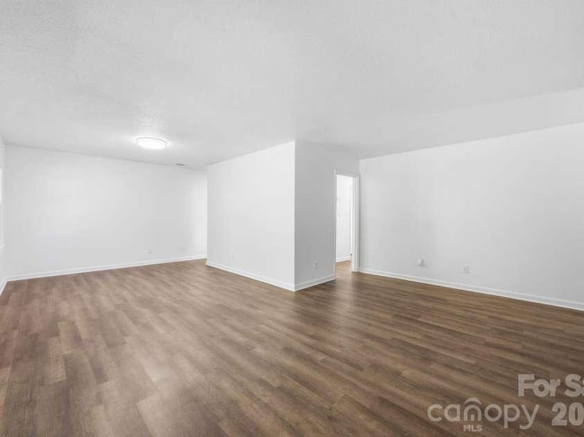 849 Nottingham Drive, Gastonia, NC 28054.  MLS# CAR4389847, YatesRealty ID 40107. 