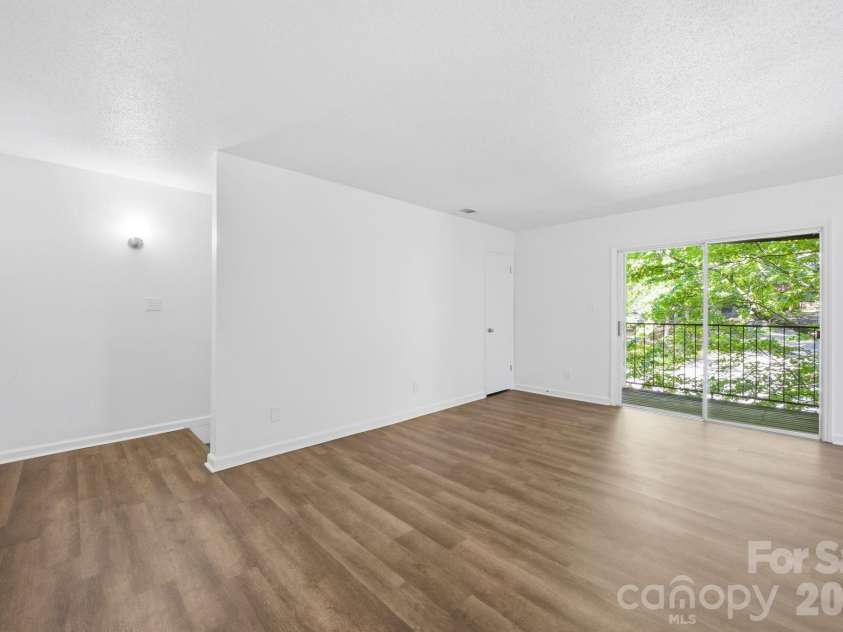 849 Nottingham Drive, Gastonia, NC 28054.  MLS# CAR4389847, YatesRealty ID 40107. 