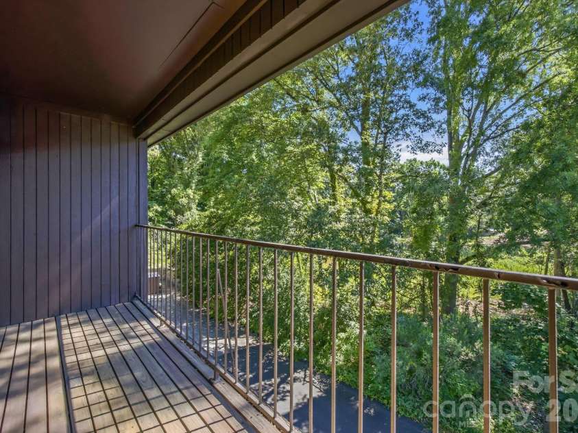 849 Nottingham Drive, Gastonia, NC 28054.  MLS# CAR4389847, YatesRealty ID 40107. 
