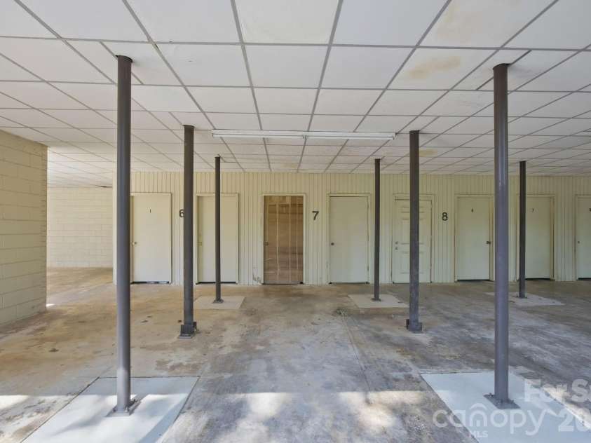 849 Nottingham Drive, Gastonia, NC 28054.  MLS# CAR4389847, YatesRealty ID 40107. 