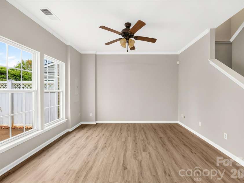 10011 Alexander Martin Avenue, Charlotte, NC 28277.  MLS# CAR4407892, YatesRealty ID 40111. 