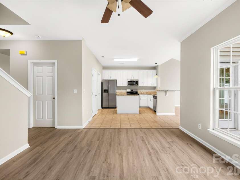 10011 Alexander Martin Avenue, Charlotte, NC 28277.  MLS# CAR4407892, YatesRealty ID 40111. 