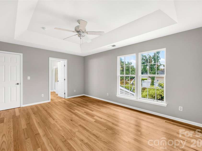 10011 Alexander Martin Avenue, Charlotte, NC 28277.  MLS# CAR4407892, YatesRealty ID 40111. 