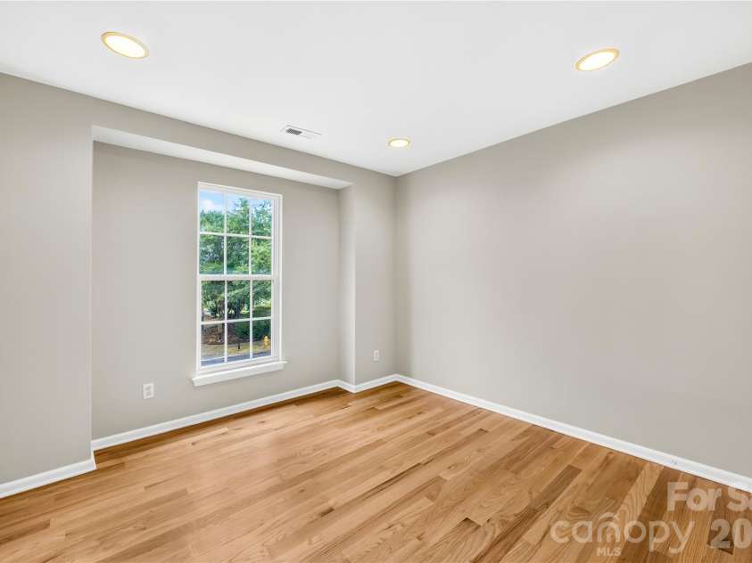 10011 Alexander Martin Avenue, Charlotte, NC 28277.  MLS# CAR4407892, YatesRealty ID 40111. 