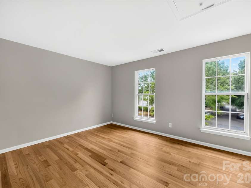 10011 Alexander Martin Avenue, Charlotte, NC 28277.  MLS# CAR4407892, YatesRealty ID 40111. 