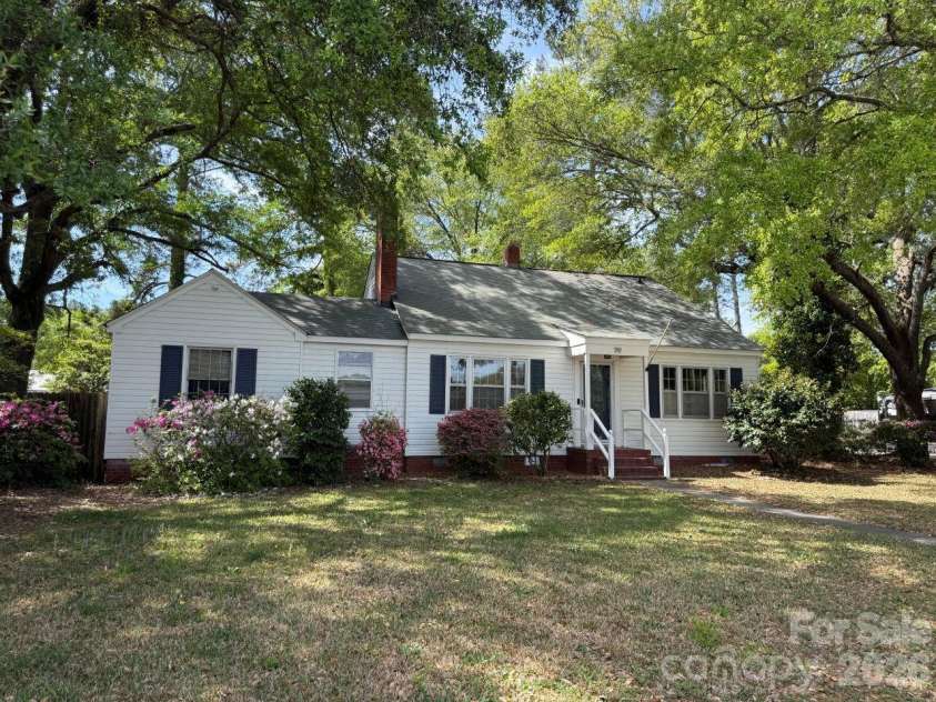 119 Patsy Lane, Cheraw, SC 29520.  MLS# CAR4368419, YatesRealty ID 40112. 