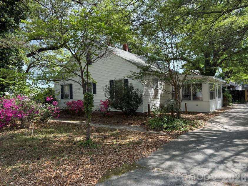 119 Patsy Lane, Cheraw, SC 29520.  MLS# CAR4368419, YatesRealty ID 40112. 