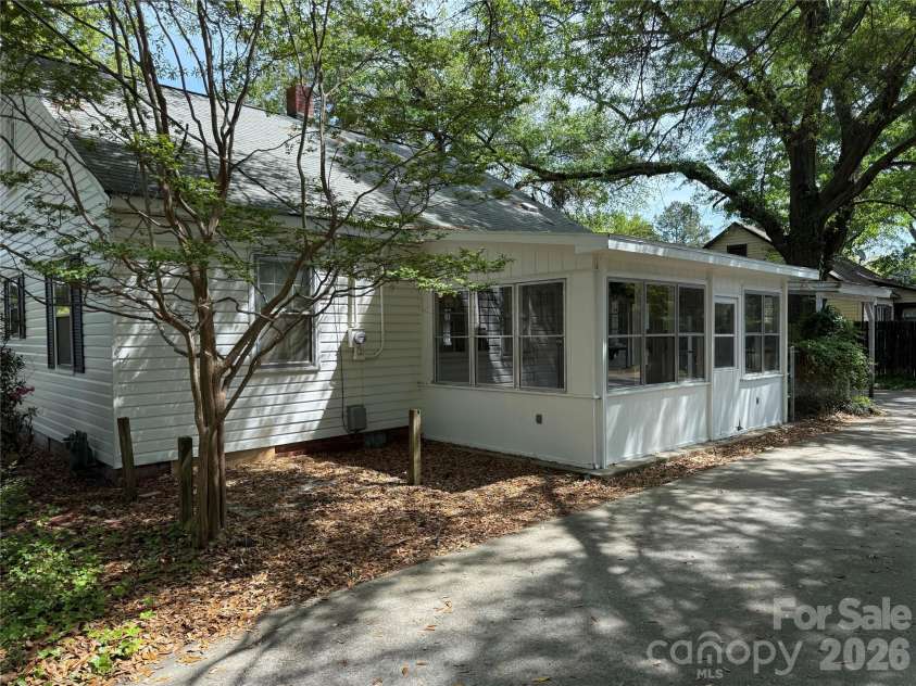119 Patsy Lane, Cheraw, SC 29520.  MLS# CAR4368419, YatesRealty ID 40112. 