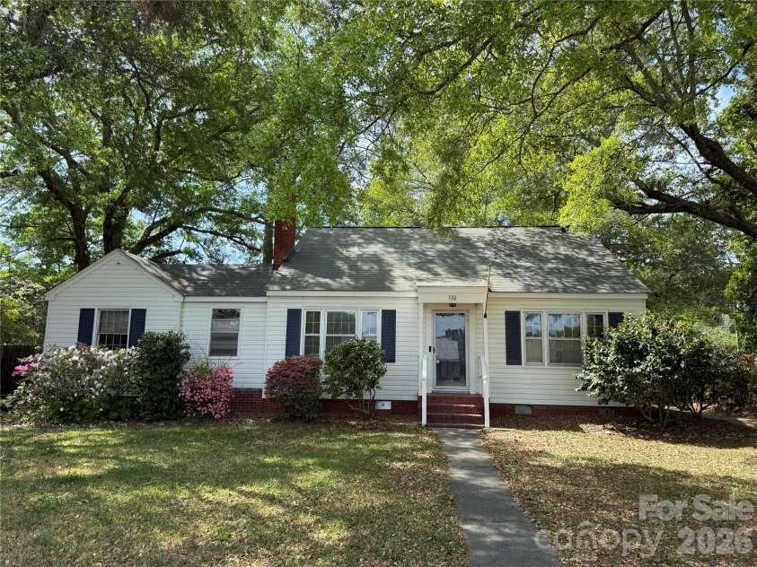 119 Patsy Lane, Cheraw, SC 29520.  MLS# CAR4368419, YatesRealty ID 40112. 