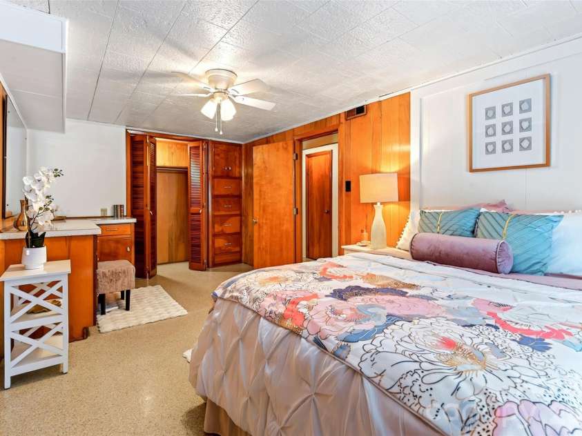 40 Mintz Lane, Swannanoa, NC 28778.  MLS# CAR4408278, YatesRealty ID 40114. 