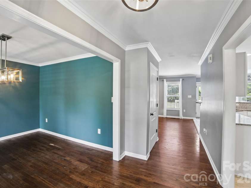 3552 Navajo Drive, Maiden, NC 28650.  MLS# CAR4399962, YatesRealty ID 40118. 
