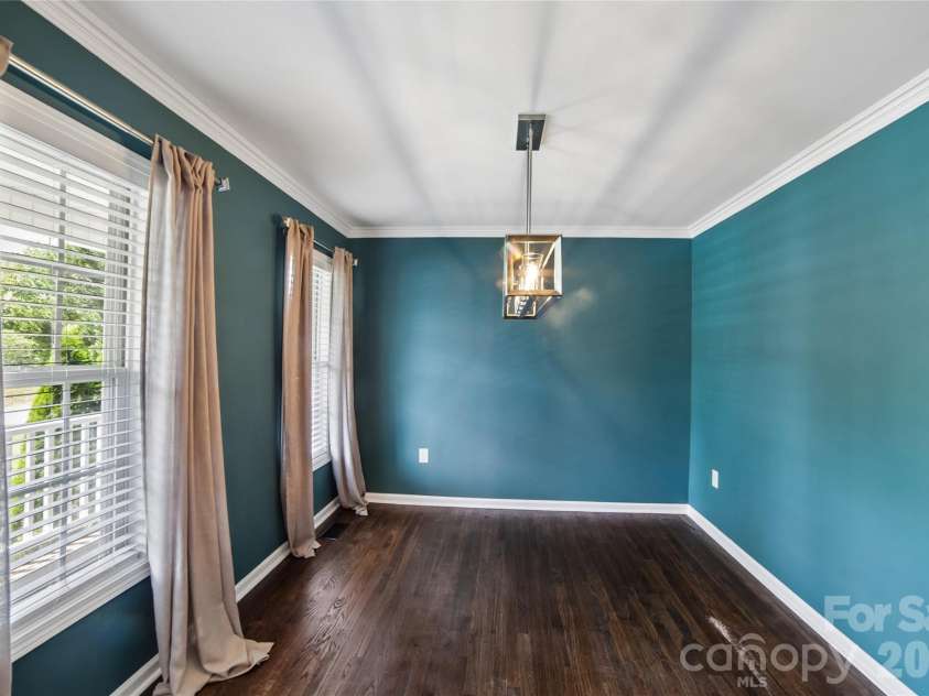3552 Navajo Drive, Maiden, NC 28650.  MLS# CAR4399962, YatesRealty ID 40118. 