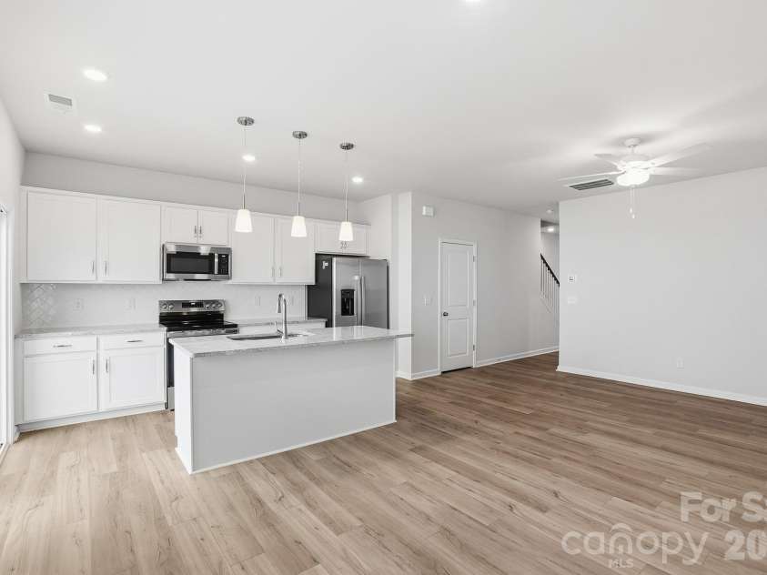 2734 Lehigh Road, Charlotte, NC 28208.  MLS# CAR4401596, YatesRealty ID 4012. 