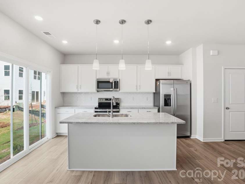 2734 Lehigh Road, Charlotte, NC 28208.  MLS# CAR4401596, YatesRealty ID 4012. 