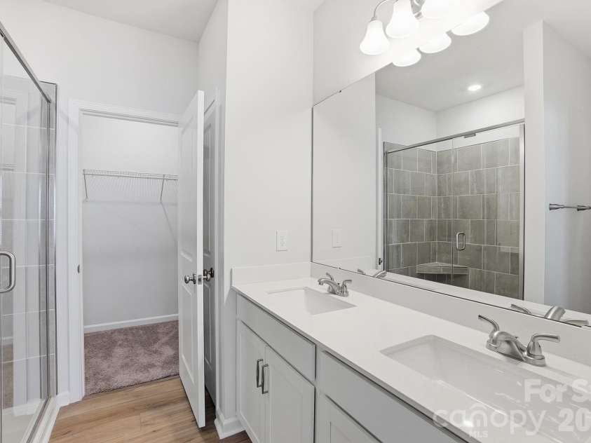 2734 Lehigh Road, Charlotte, NC 28208.  MLS# CAR4401596, YatesRealty ID 4012. 