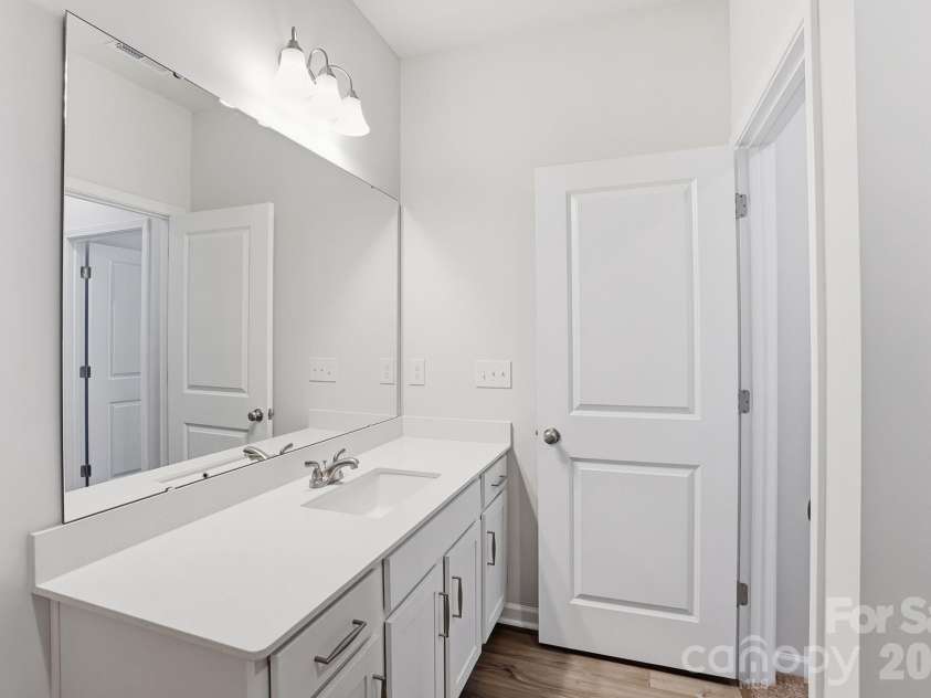 2734 Lehigh Road, Charlotte, NC 28208.  MLS# CAR4401596, YatesRealty ID 4012. 