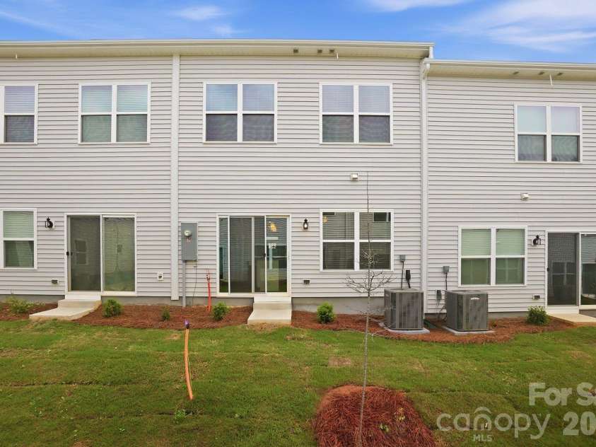 2734 Lehigh Road, Charlotte, NC 28208.  MLS# CAR4401596, YatesRealty ID 4012. 