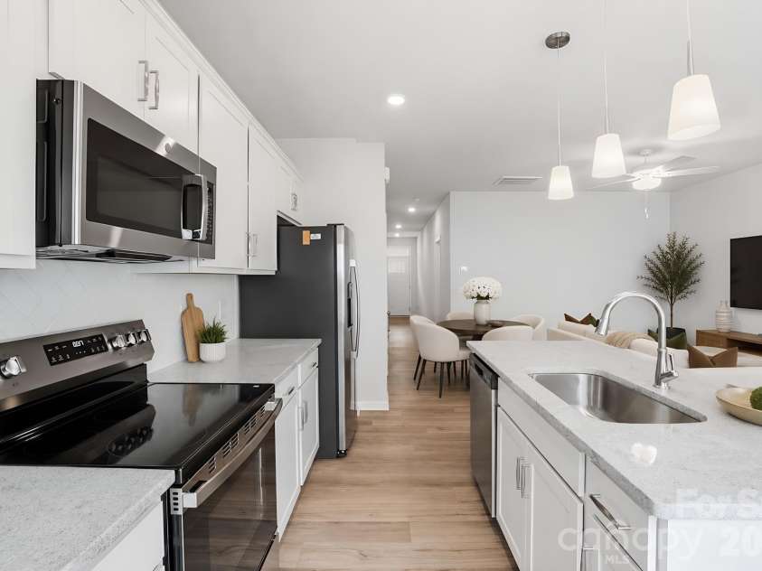 2734 Lehigh Road, Charlotte, NC 28208.  MLS# CAR4401596, YatesRealty ID 4012. 