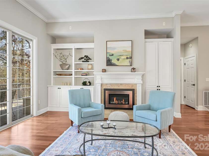 43 Kuykendall Court, Hendersonville, NC 28739.  MLS# CAR4290060, YatesRealty ID 4012. 