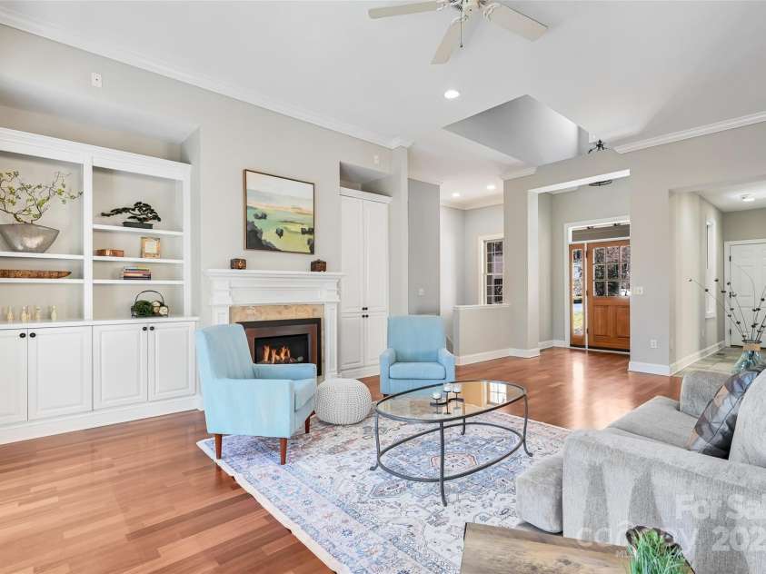 43 Kuykendall Court, Hendersonville, NC 28739.  MLS# CAR4290060, YatesRealty ID 4012. 