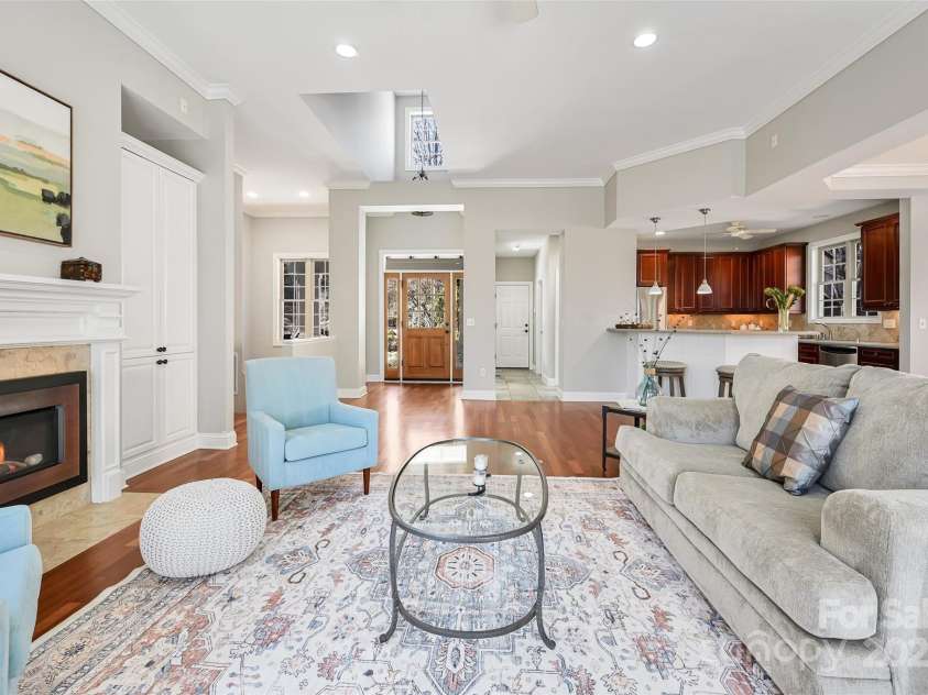 43 Kuykendall Court, Hendersonville, NC 28739.  MLS# CAR4290060, YatesRealty ID 4012. 