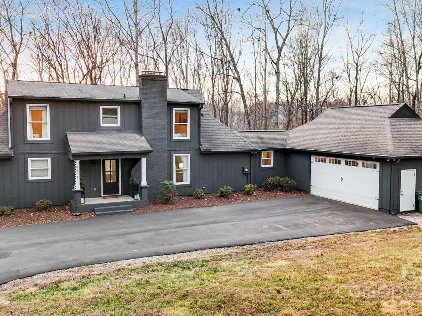 9501 Bartlett Road, Mint Hill, NC 28227.  MLS# CAR4330895, YatesRealty ID 4012. 