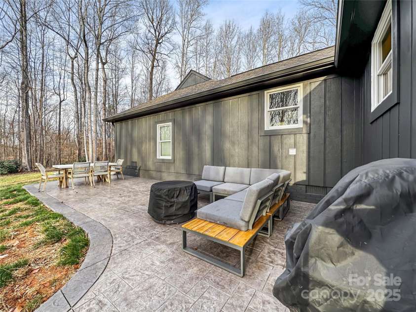 9501 Bartlett Road, Mint Hill, NC 28227.  MLS# CAR4330895, YatesRealty ID 4012. 
