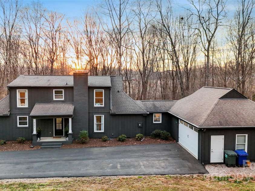 9501 Bartlett Road, Mint Hill, NC 28227.  MLS# CAR4330895, YatesRealty ID 4012. 