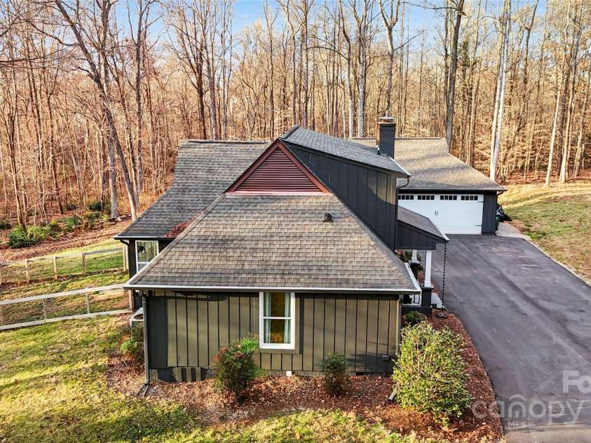 9501 Bartlett Road, Mint Hill, NC 28227.  MLS# CAR4330895, YatesRealty ID 4012. 