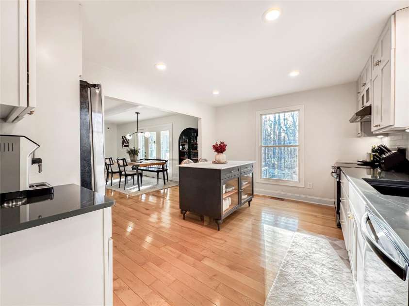 9501 Bartlett Road, Mint Hill, NC 28227.  MLS# CAR4330895, YatesRealty ID 4012. 