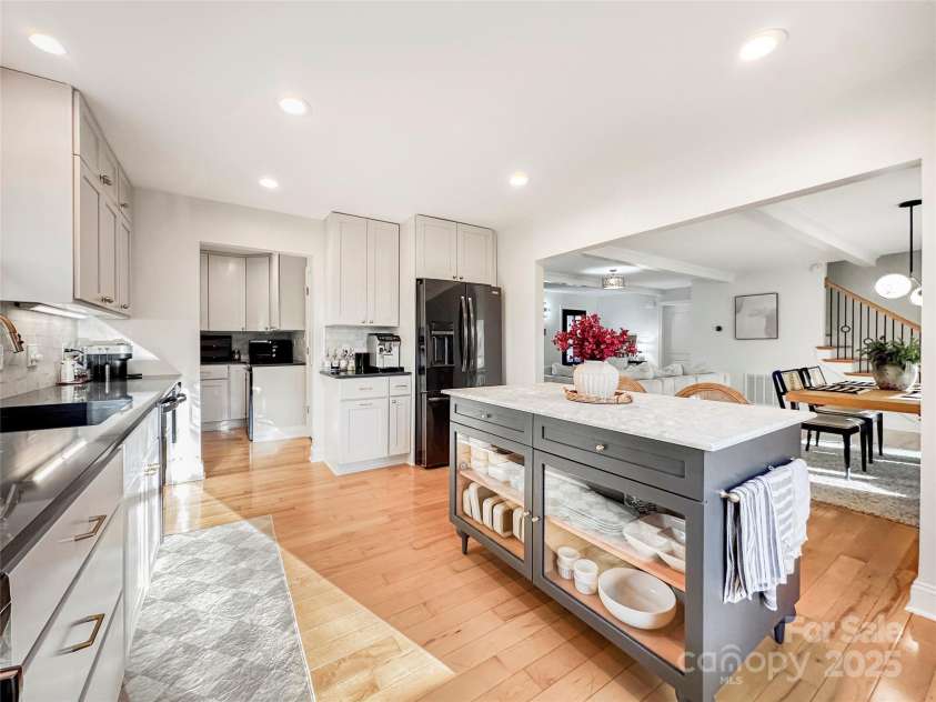 9501 Bartlett Road, Mint Hill, NC 28227.  MLS# CAR4330895, YatesRealty ID 4012. 