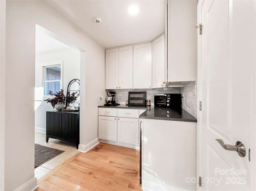 9501 Bartlett Road, Mint Hill, NC 28227.  MLS# CAR4330895, YatesRealty ID 4012. 