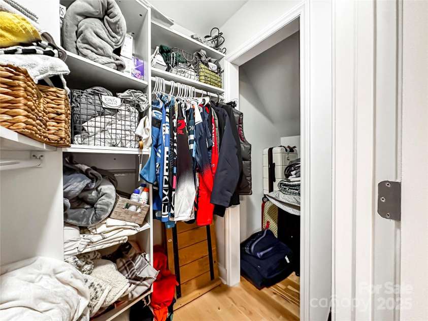 9501 Bartlett Road, Mint Hill, NC 28227.  MLS# CAR4330895, YatesRealty ID 4012. 