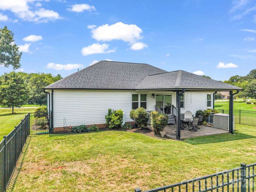 2630 Highway 182 Highway, Lincolnton, NC 28092.  MLS# CAR4405890, YatesRealty ID 40120. Back area