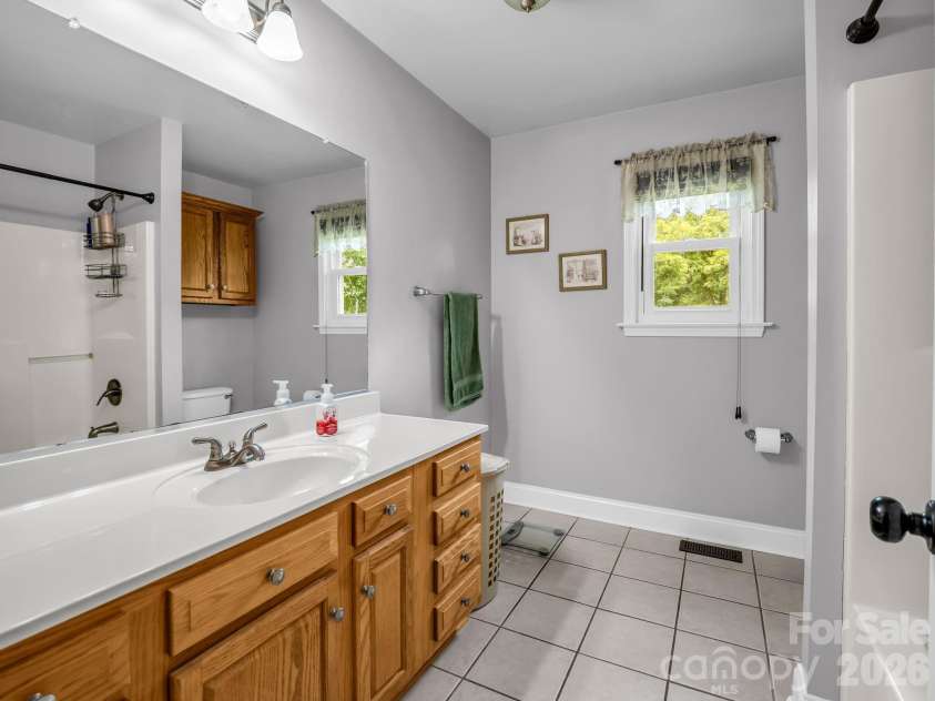 2630 Highway 182 Highway, Lincolnton, NC 28092.  MLS# CAR4405890, YatesRealty ID 40120. Full bath