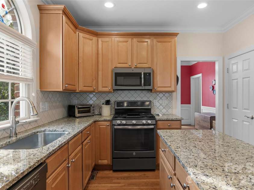 1869 Curraghmore Road, Clemmons, NC 27012.  MLS# CAR4402291, YatesRealty ID 40123. 