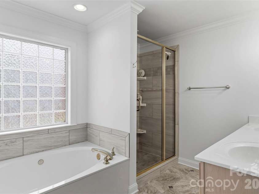 1869 Curraghmore Road, Clemmons, NC 27012.  MLS# CAR4402291, YatesRealty ID 40123. 