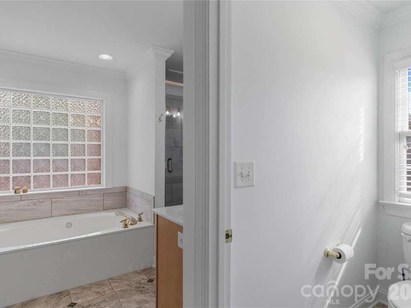 1869 Curraghmore Road, Clemmons, NC 27012.  MLS# CAR4402291, YatesRealty ID 40123. 