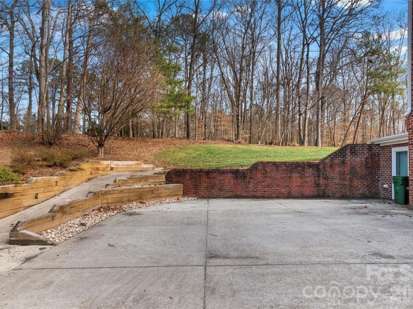 1869 Curraghmore Road, Clemmons, NC 27012.  MLS# CAR4402291, YatesRealty ID 40123. 