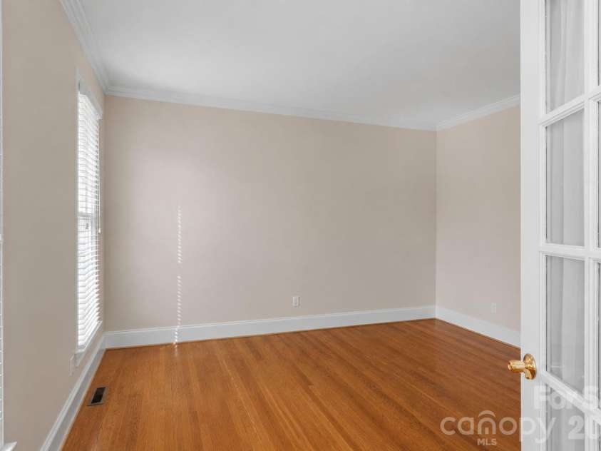 1869 Curraghmore Road, Clemmons, NC 27012.  MLS# CAR4402291, YatesRealty ID 40123. 