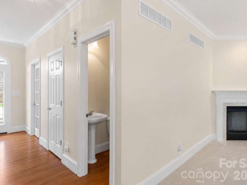 1869 Curraghmore Road, Clemmons, NC 27012.  MLS# CAR4402291, YatesRealty ID 40123. 