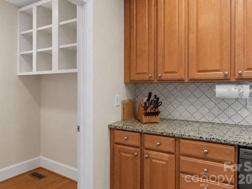 1869 Curraghmore Road, Clemmons, NC 27012.  MLS# CAR4402291, YatesRealty ID 40123. 